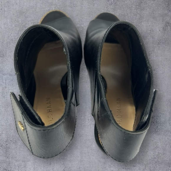 Cole Haan Wrey Black Leather Booties Block Heel Peep Toe Women’s Sz: 9B - Picture 5 of 12